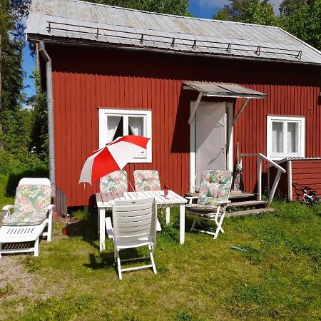 Summer Bedroom, Outside Toilet, Shower, Kitchen. 120 M From Sandbach. Bräcke Zewnętrze zdjęcie